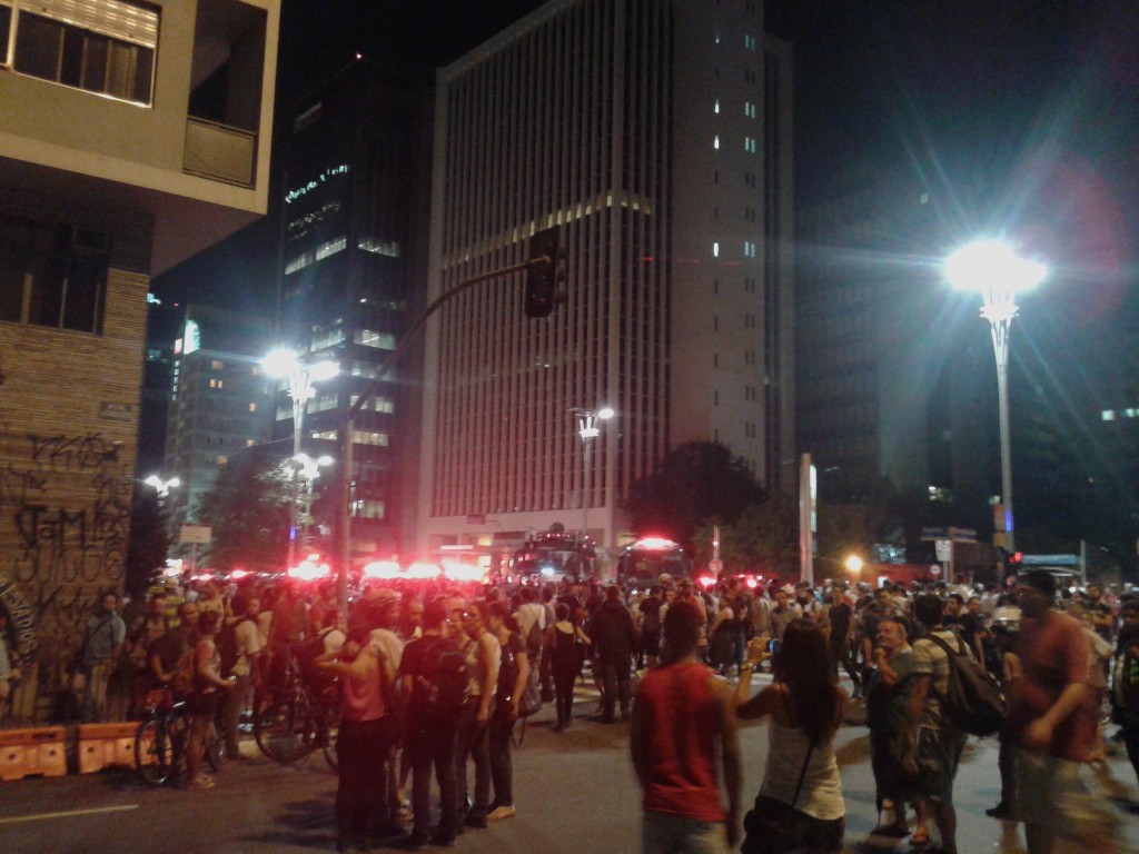 CRUZAMENTO DA AVENIDA PAULISTA COM A RUA DA CONSOLAÇÃO