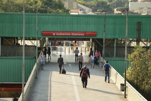 Estação Guilhermina-Esperança
