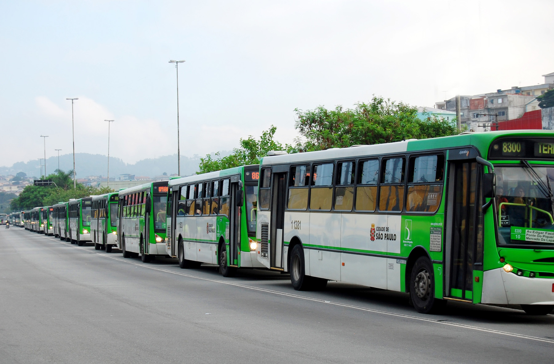 SPTrans Circulação da frota de ônibus nesta segunda feira dia