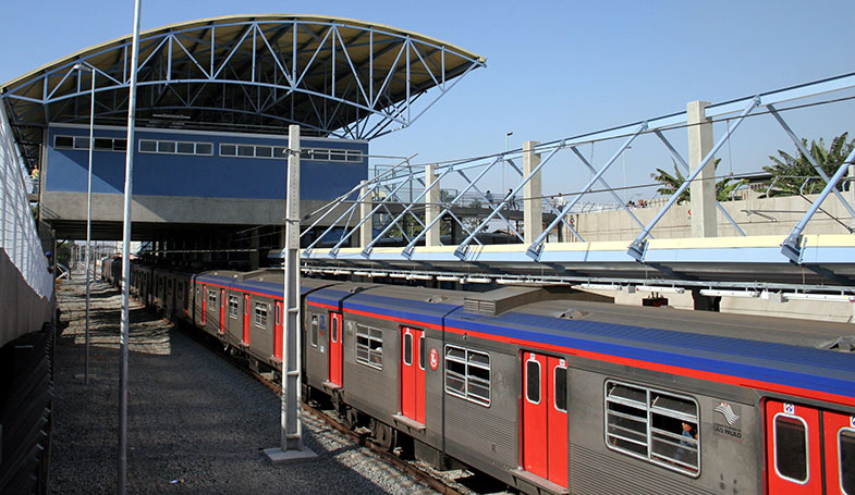 Estação Jardim Romano da Linha 12-Safira