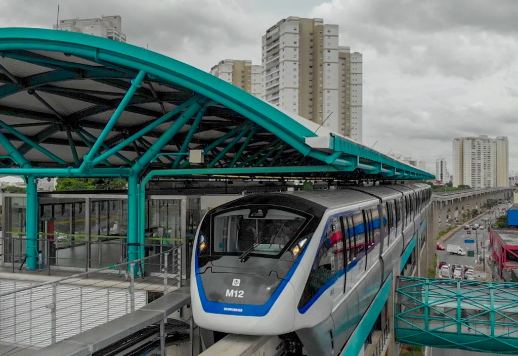 Estações do monotrilho Linha 15-Prata