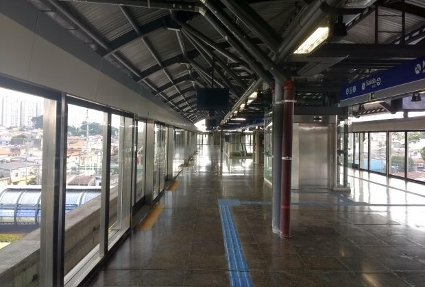 Concessão Linha 15-Prata Plataforma Estação Camilo Haddad