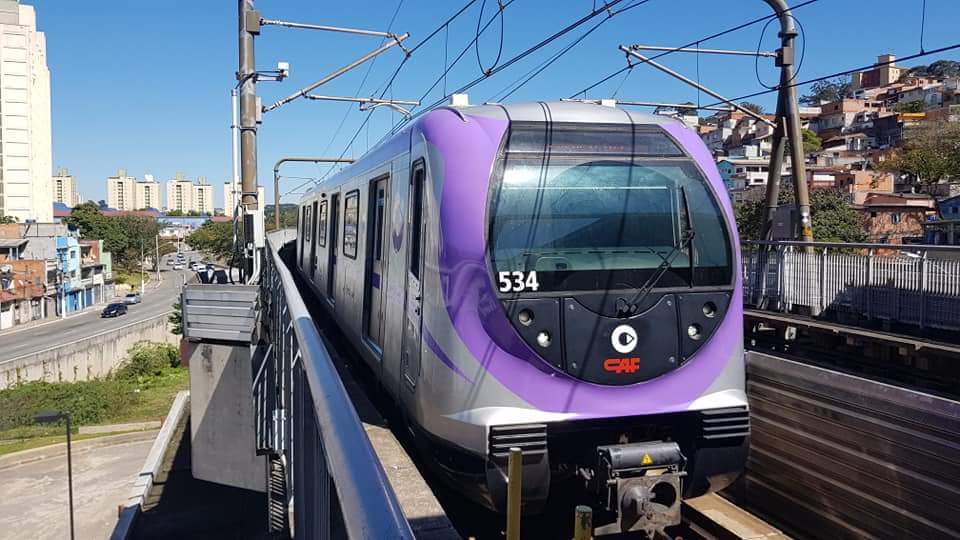 Resultado de imagem para TREM LINHA 5 METRO SP