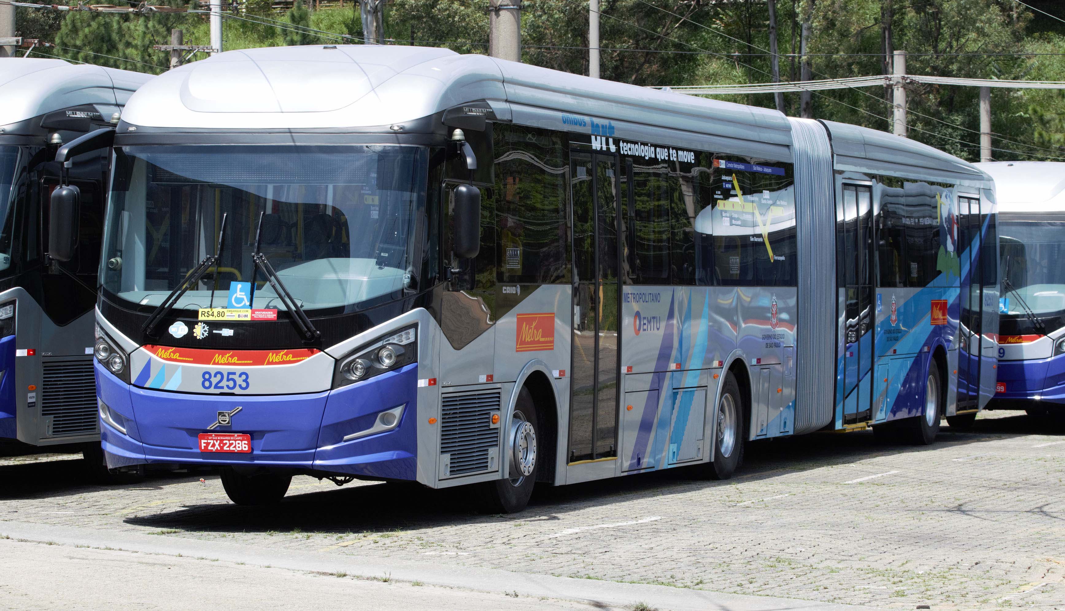 Ônibus da Metra Trânsito Urbano