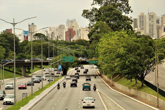 Ampliação do rodízio Segurança no trânsito Provas do Enem São Paulo Trânsito Rodízio de veículos