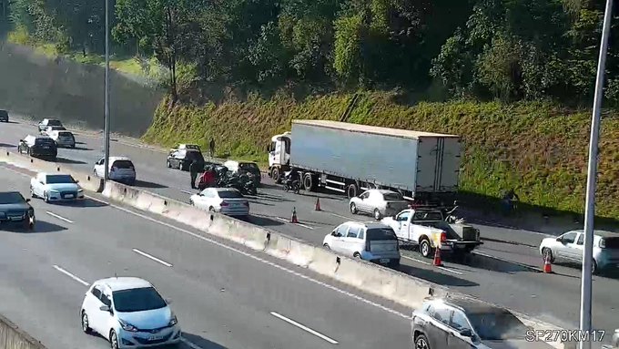 Trânsito na Raposo Tavares