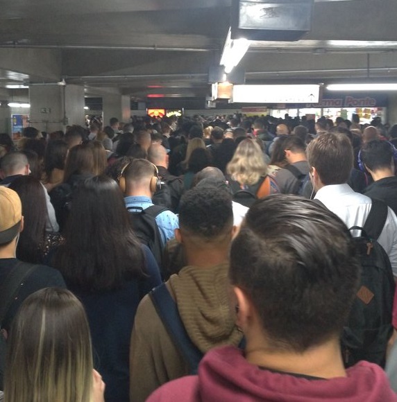 Lotação na Estação Luz