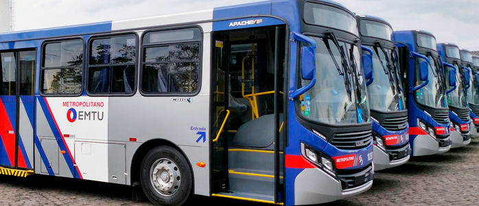 Idosos Coronavírus Ônibus da EMTU Transporte Linha 5202