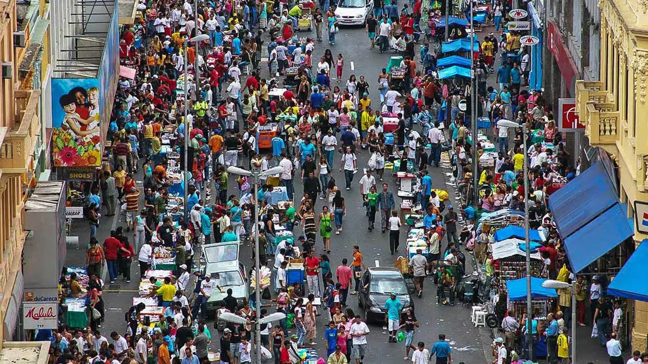 Rua 25 de Março Rua Vinte e Cinco de Março