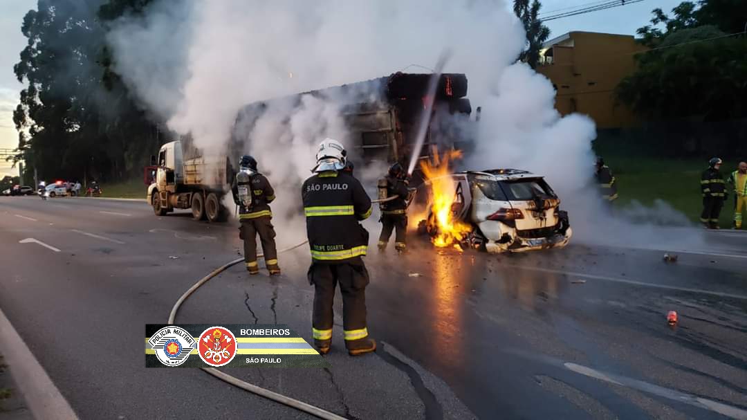 Fogo na Rodovia Anchieta