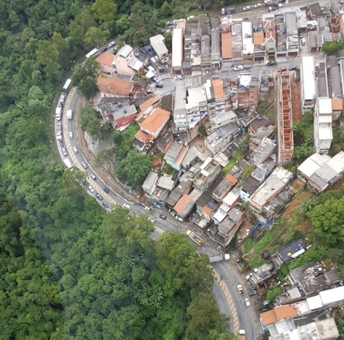 Acidente Avenida Raimundo Pereira de Magalhães