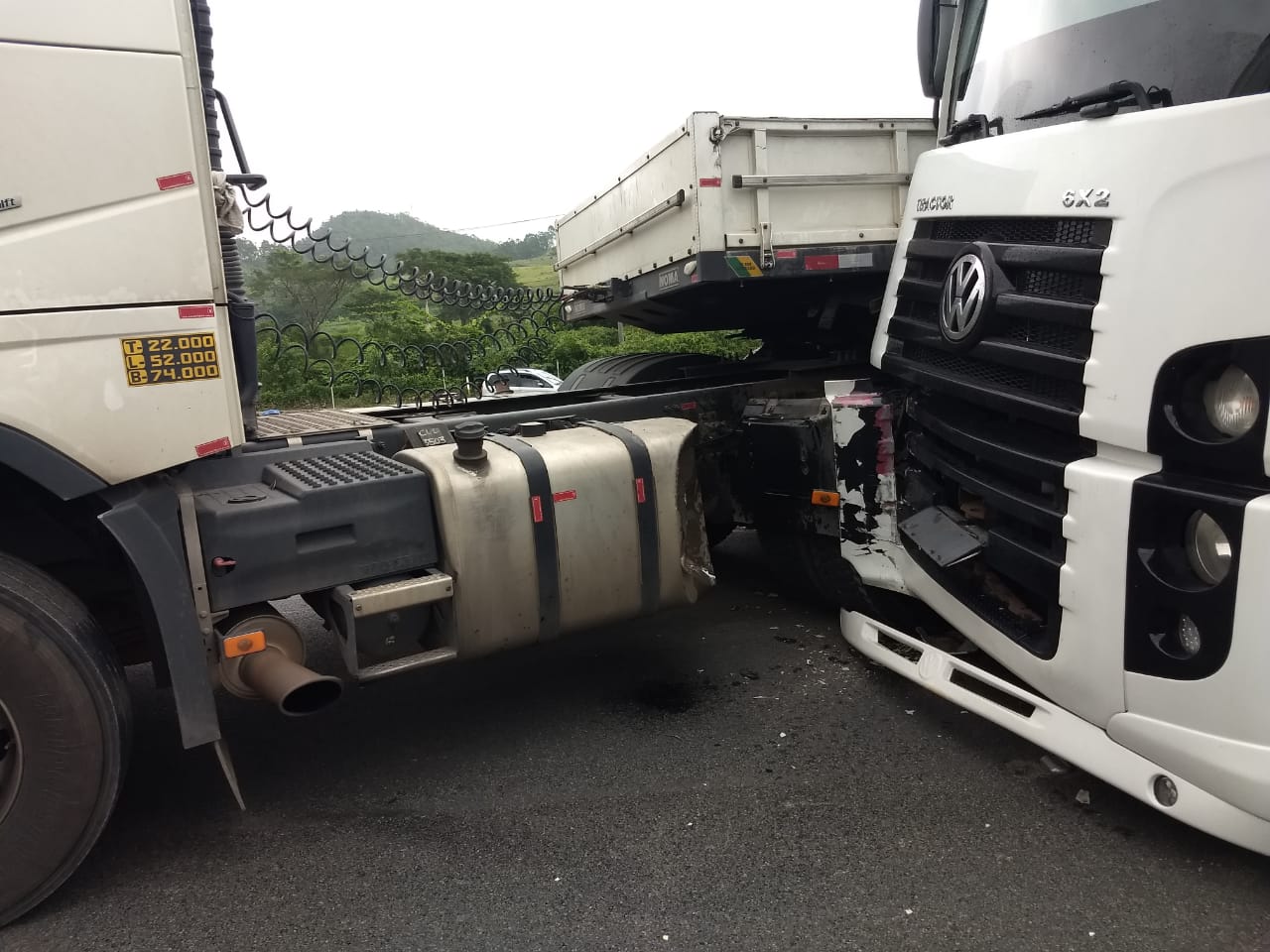 Colisão em Cajamar Rodovia Anhanguera