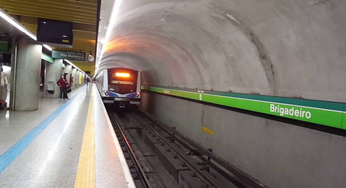 Metrô Estação Brigadeiro Linha 2-Verde