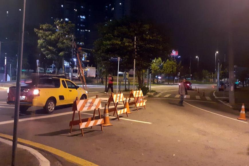 Avenida Papa João XXIII com Avenida Salgado Filho Semáforos