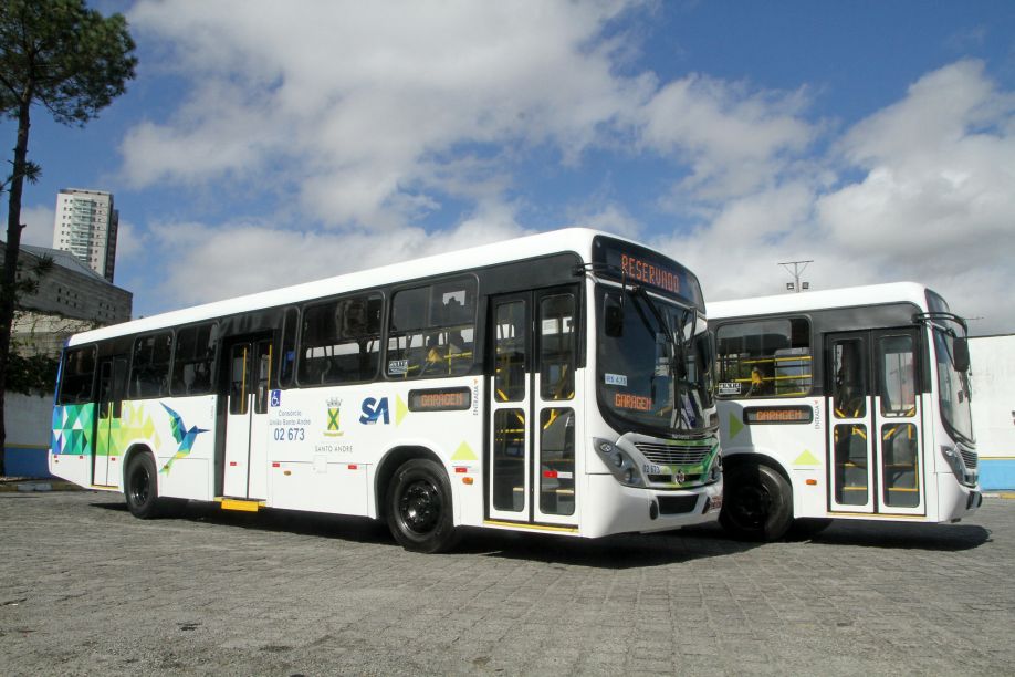 Novos ônibus municipais em Santo André