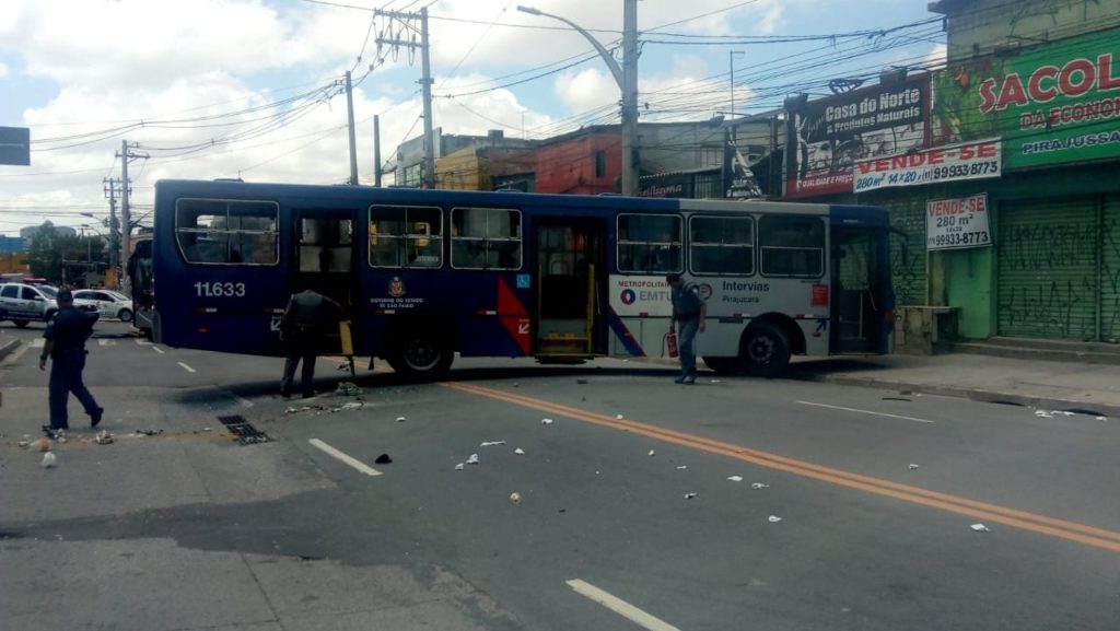 Pirajuçara Avenida