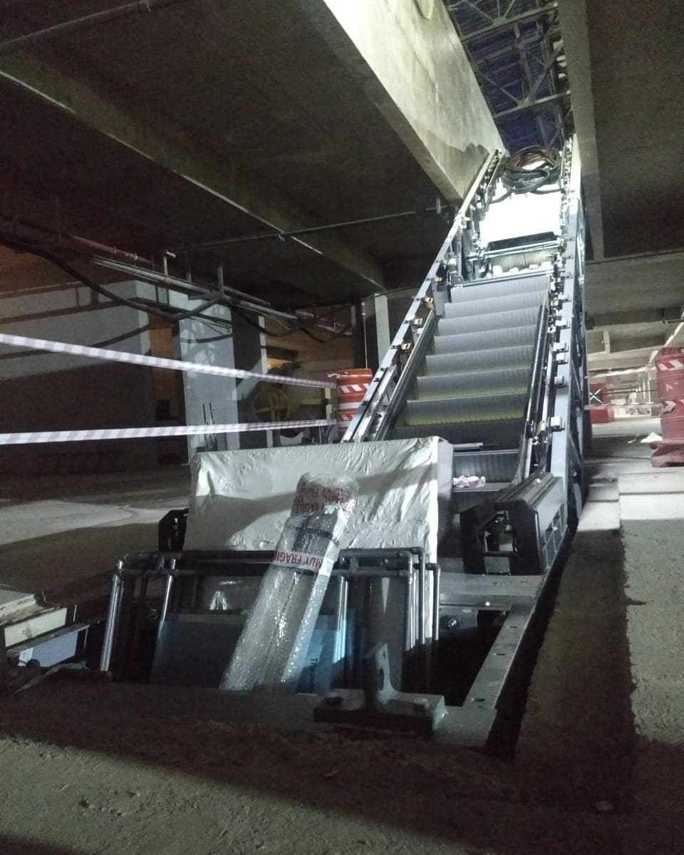 Escadas rolantes Instalação Terminal Vila Sônia