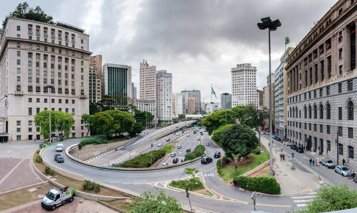 São Paulo O que abre e fecha