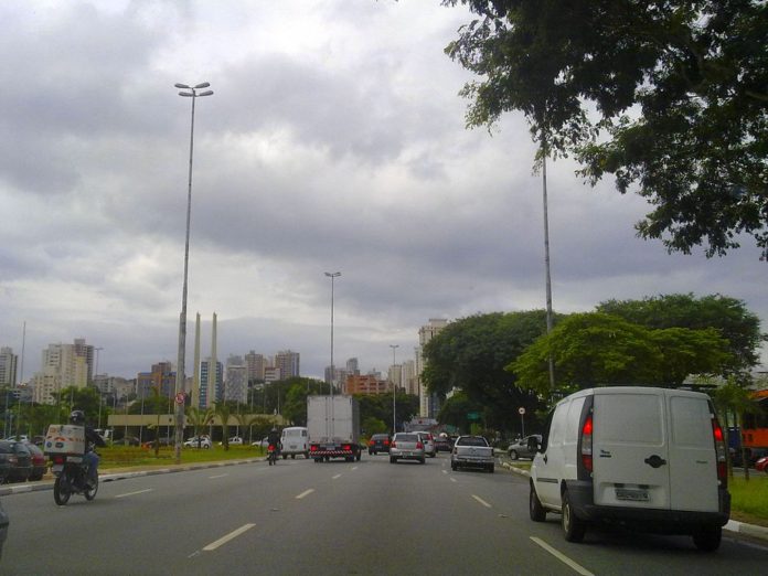 Avenida Santos Dumont Zona Norte