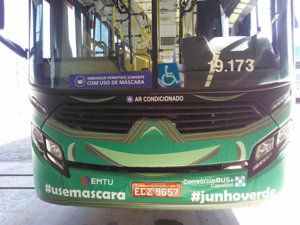 Máscara Verde Bus