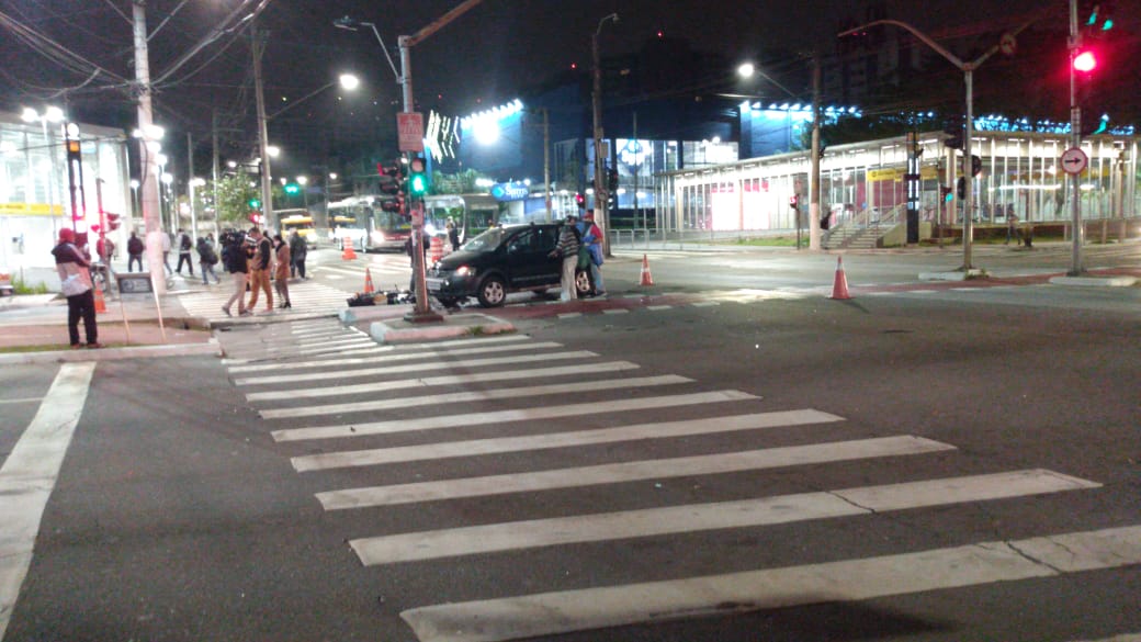 Colisão na Avenida Francisco Morato