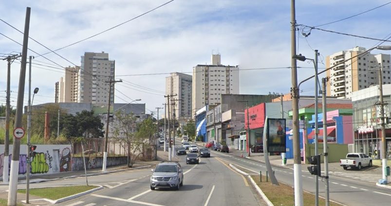 Avenida Eduardo Cotching Leste