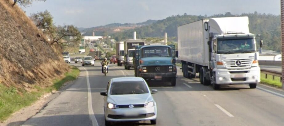 rodovia Régis Bittencourt Embu das Artes