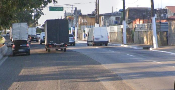 Avenida Jacu-Pêssego 2000
