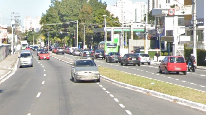 Avenida Miguel Conejo 1216