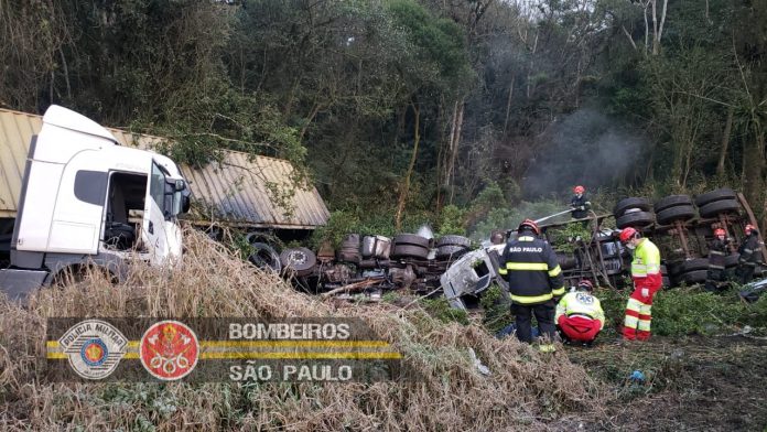 Carretas na Anchieta
