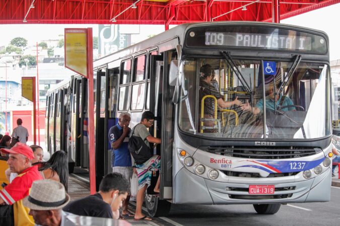 Itapevi Ônibus Osasco, Barueri, Carapicuíba, Jandira, e Itapevi