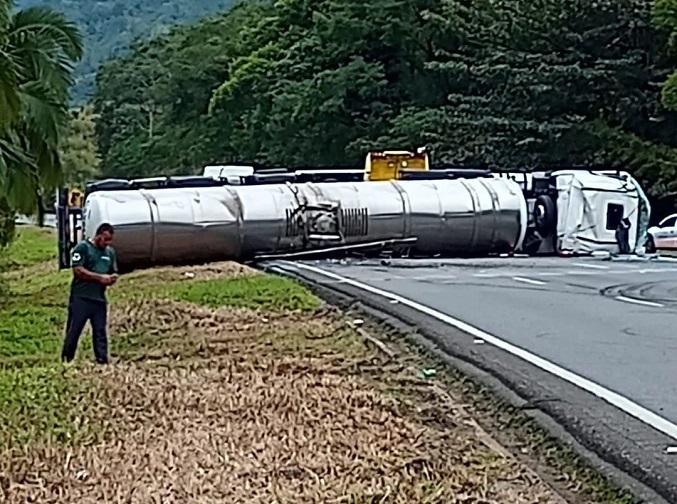 Carreta em Cajati