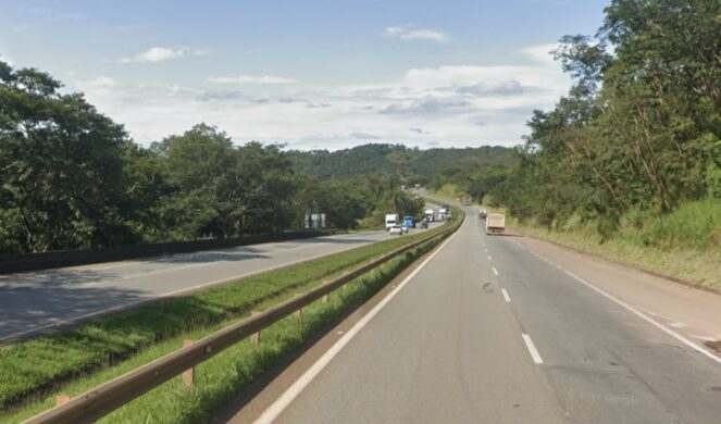 Trecho da rodovia Fernão Dias em Carmópolis de Minas