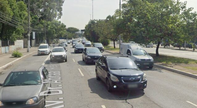 Avenida Doutor Abraão Ribeiro