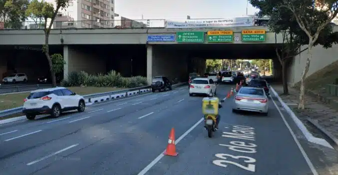 23 de Maio Jaceguai Avenida 23 de Maio, na altura do Viaduto Jaceguai