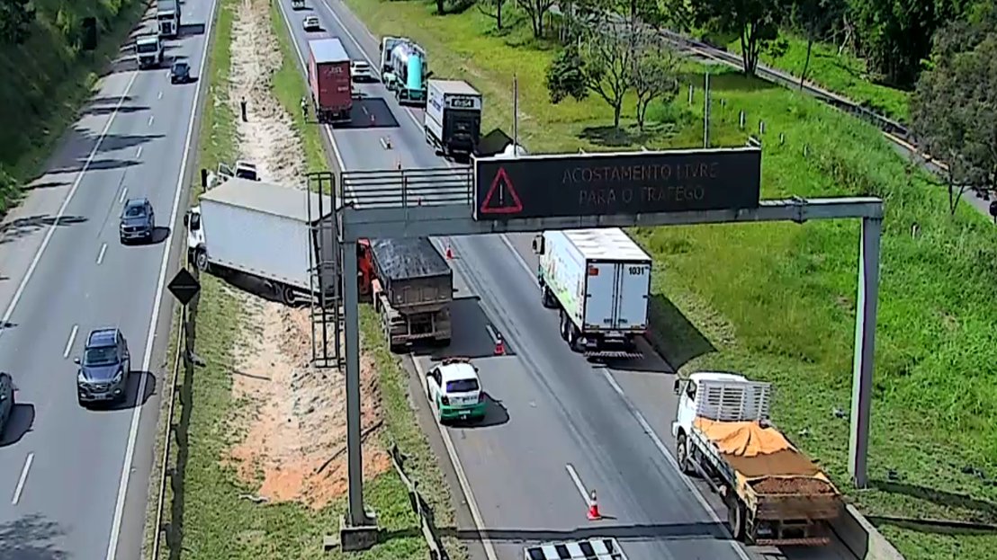Rodovia Dom Pedro I registra acidentes nesta sexta, dia 12 Mobilidade Sampa