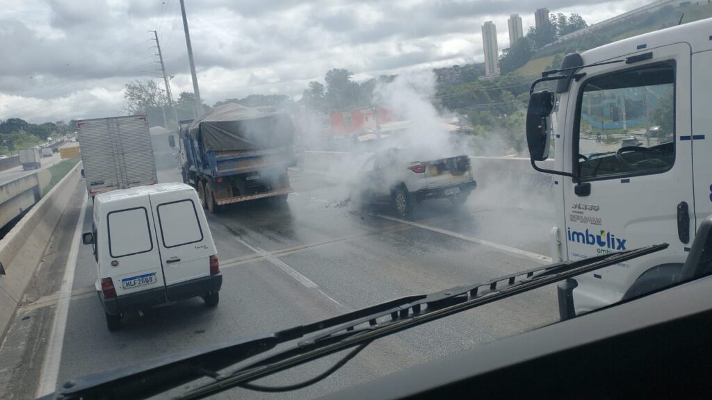 carro fogo embu