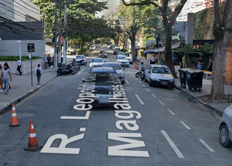 Rua Leopoldo Couto Magalhães Júnior