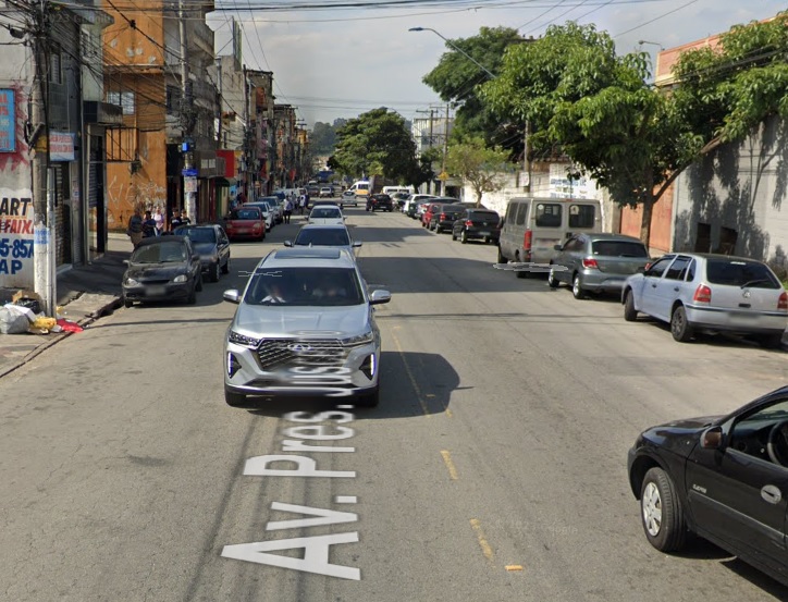 Avenida Presidente Juscelino