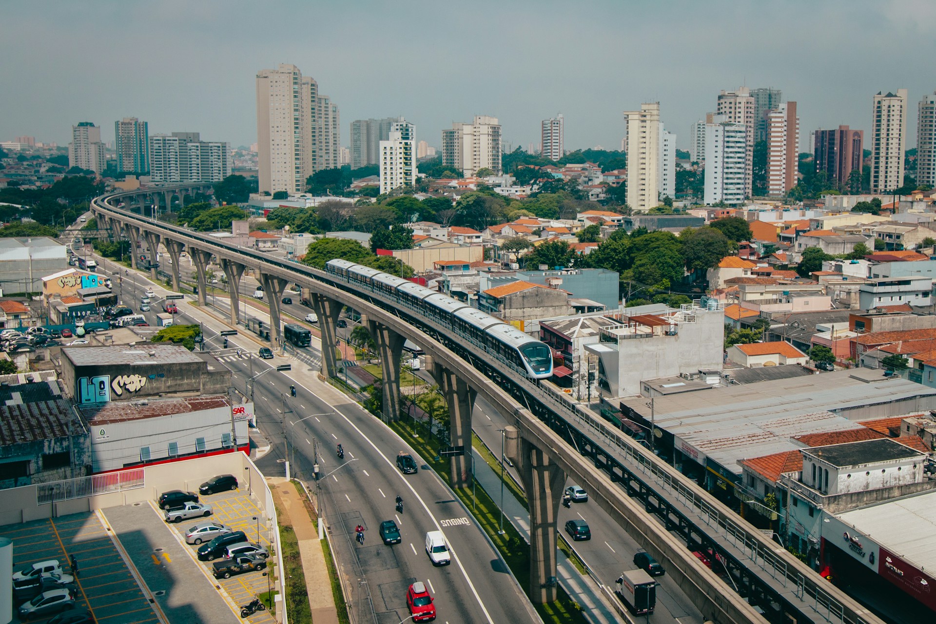 monotrilho metrô linha 15-prata