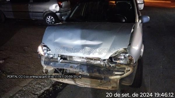 corsa acidente