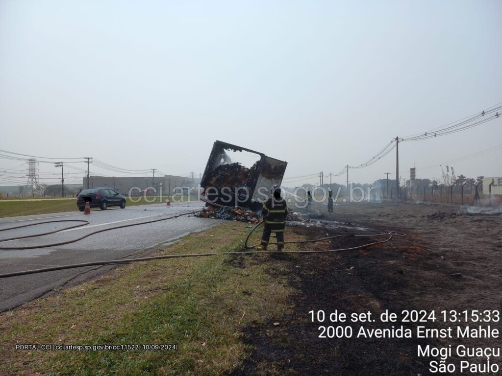 fogo veículo sp 340 rodovia