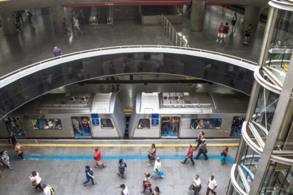 metrô estação sé