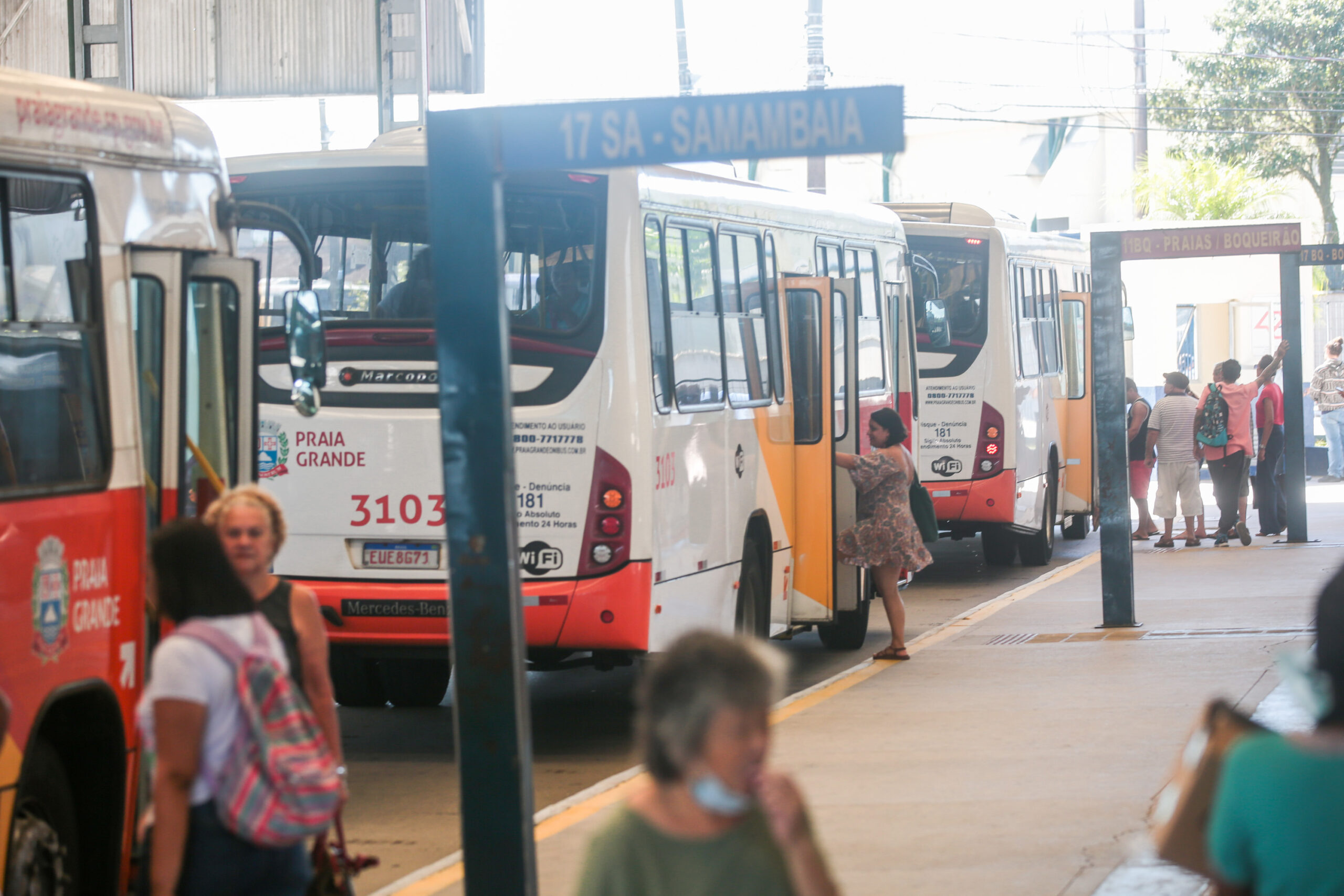 ônibus em praia grande