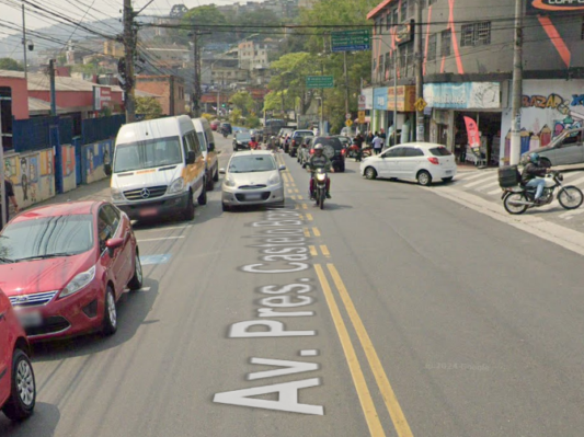 Avenida Presidente Castelo Branco em Mauá