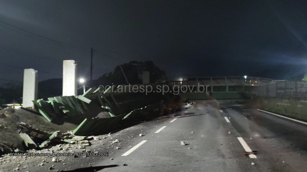 carreta passarela rodovia anchieta