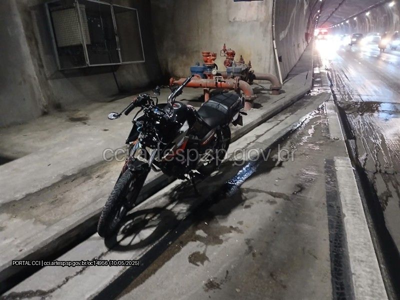 Moto Honda CG 160 rodovia dos Imigrantes