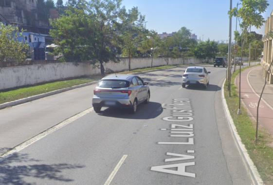 Avenida Luiz Gushiken