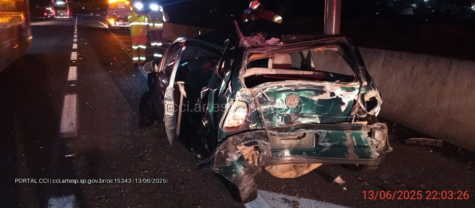 Automóvel Gol rodovia Anhanguera