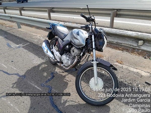 Moto Honda rodovia Anhanguera